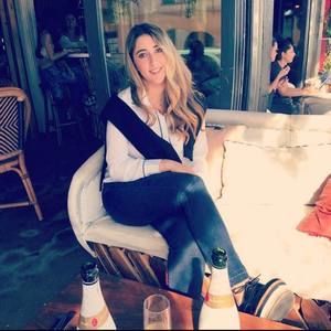 Meet your Posher, Carly sarah